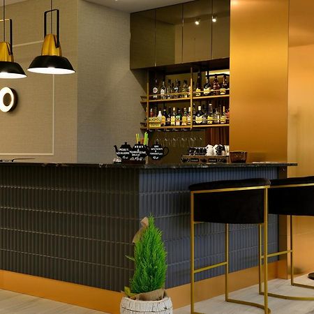 Quest Hotel - Dawniej Hotel Planeta Brzesko Exteriör bild