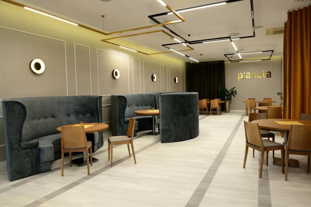 Quest Hotel - Dawniej Hotel Planeta Brzesko Exteriör bild