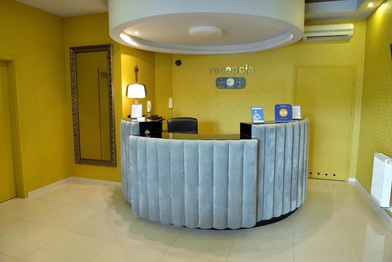 Quest Hotel - Dawniej Hotel Planeta Brzesko Exteriör bild
